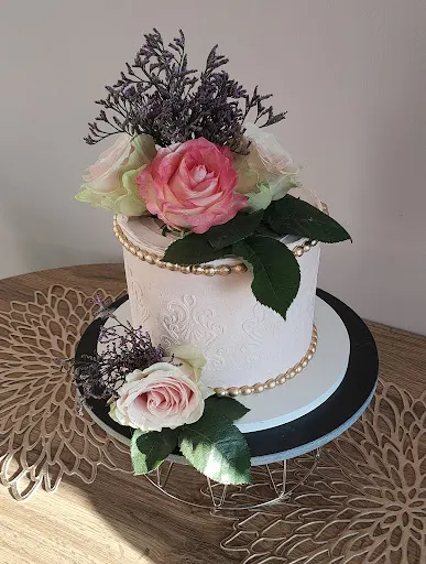 Pracownia cukiernicza, autorskie wypieki, torty artystyczne